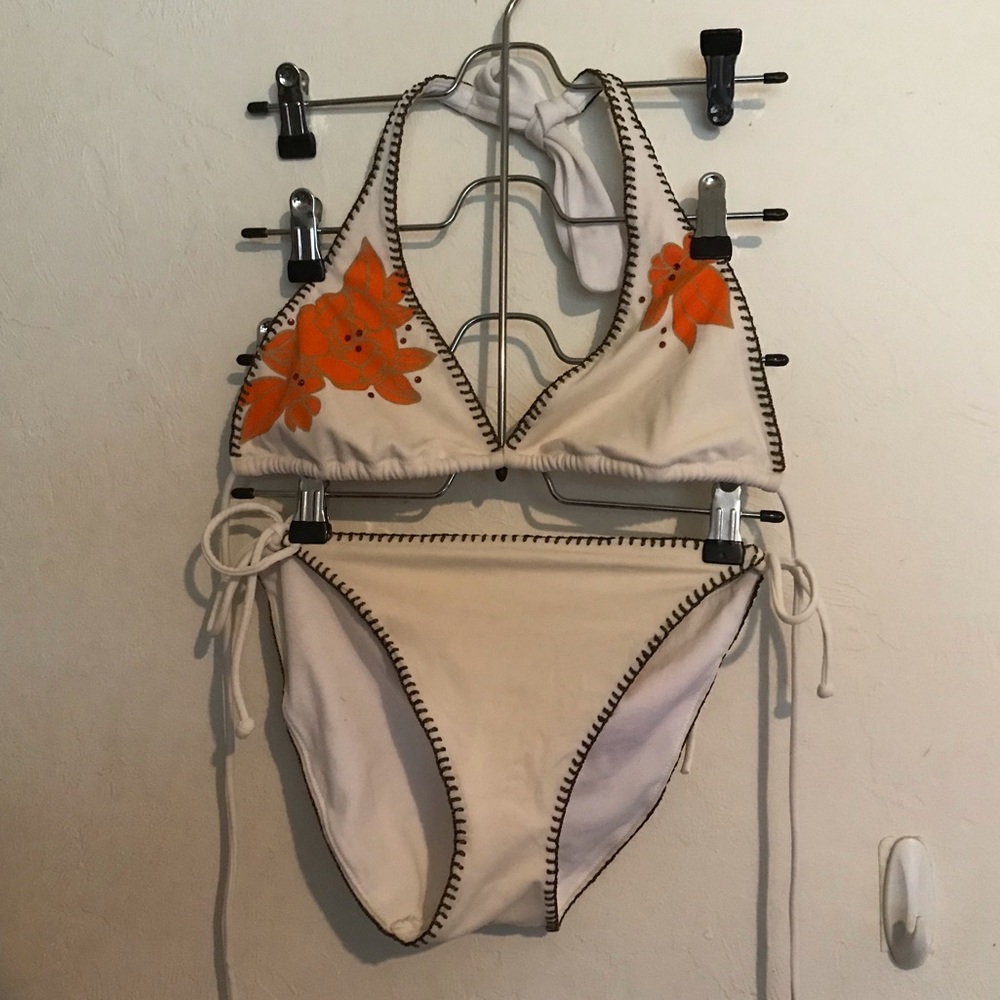 Billibong string bikini